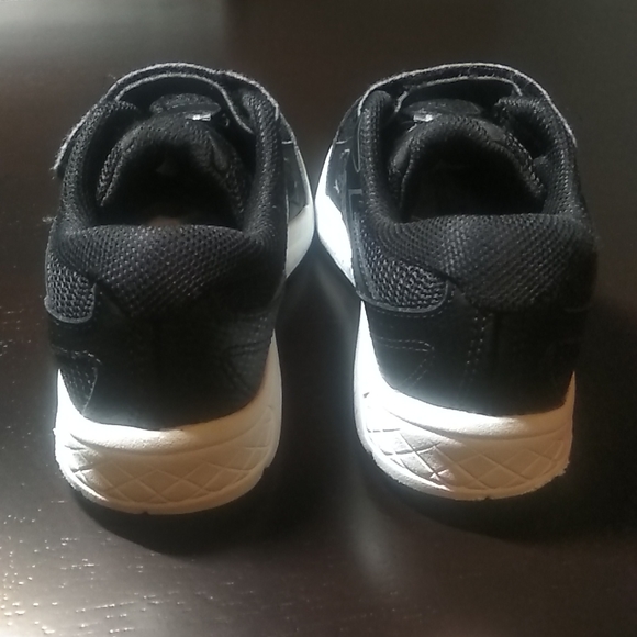 Saucony Cohesion Size 1M - Picture 3 of 7